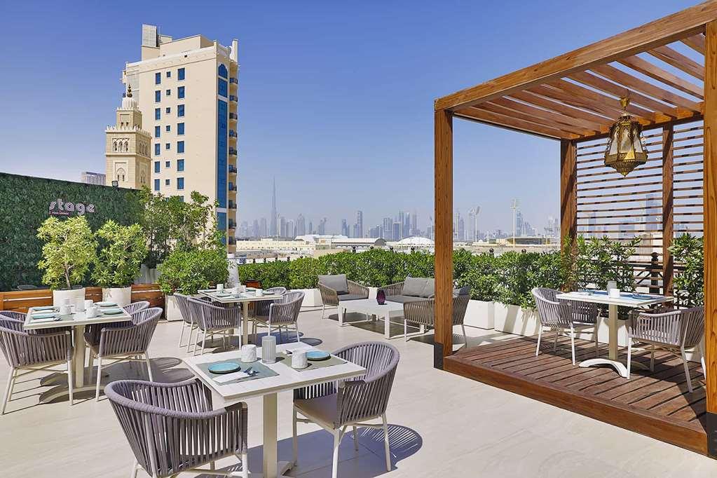 Occidental Al Jaddaf Hotel Dubái Restaurante foto